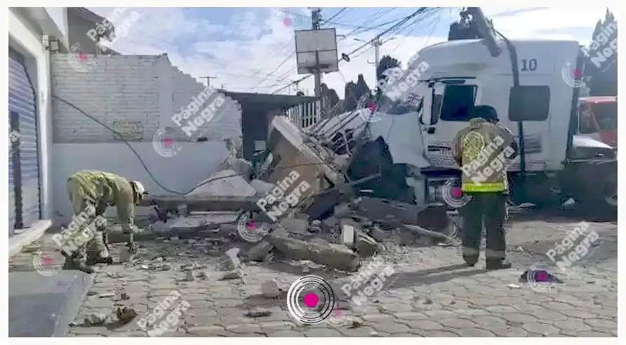 En dos horas, se registran cuatro accidentes vehiculares en Puebla.