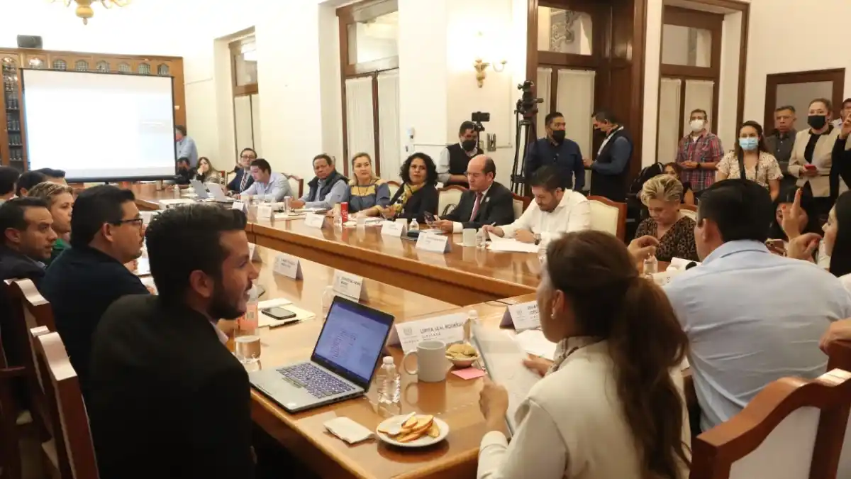 Aprueban comisiones de la LXI Legislatura iniciativas para reducir contaminación ambiental y para evitar asentamientos humanos