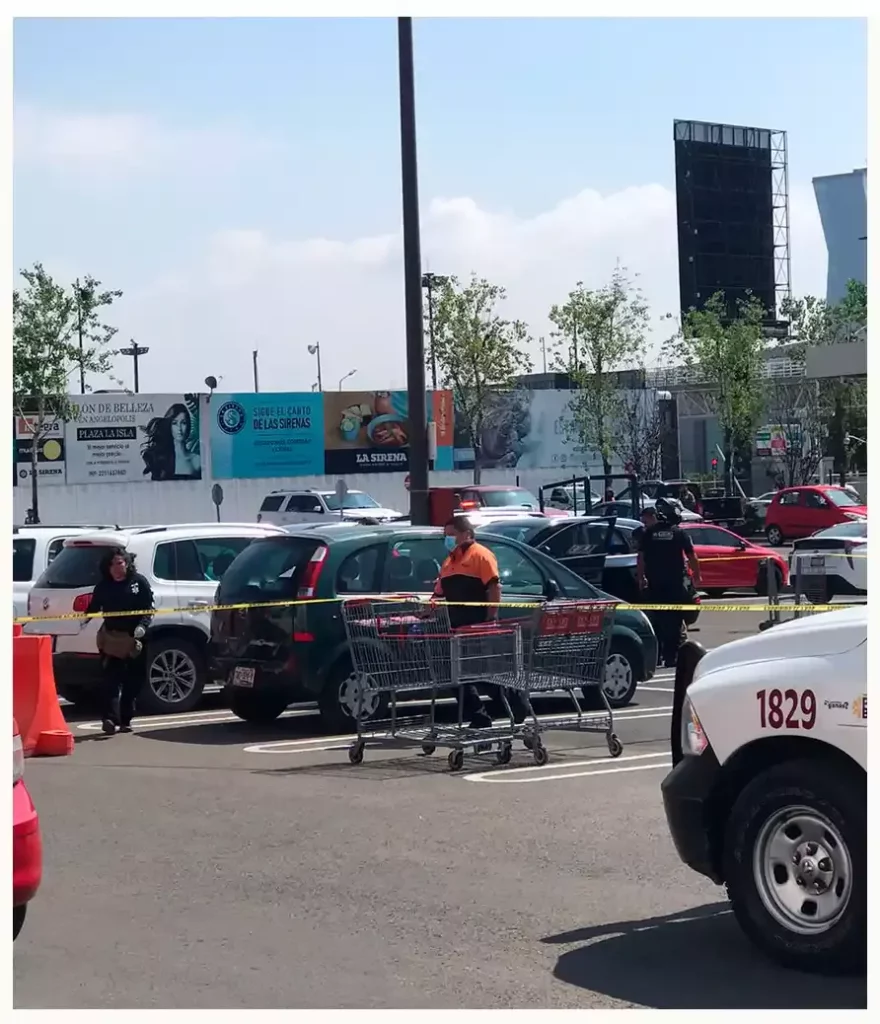 Balacera en Costco de Puebla deja dos muertos y un herido