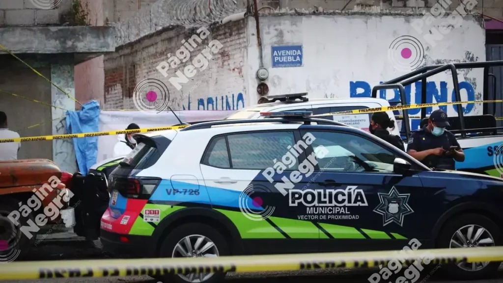 Encuentran cadáver embolsado y encobijado en la Popular Castillotla