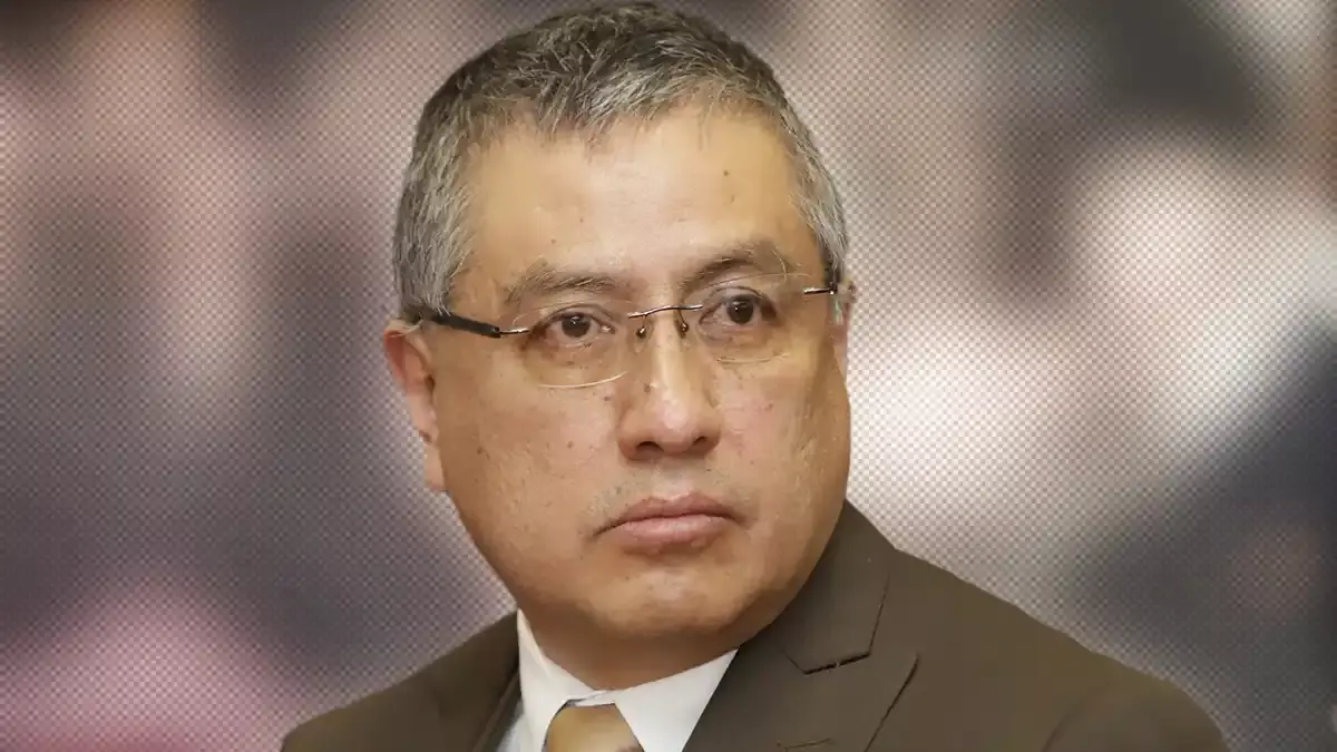 Difunden orden de aprehensión contra exsecretario del Trabajo, Abelardo Cuéllar.