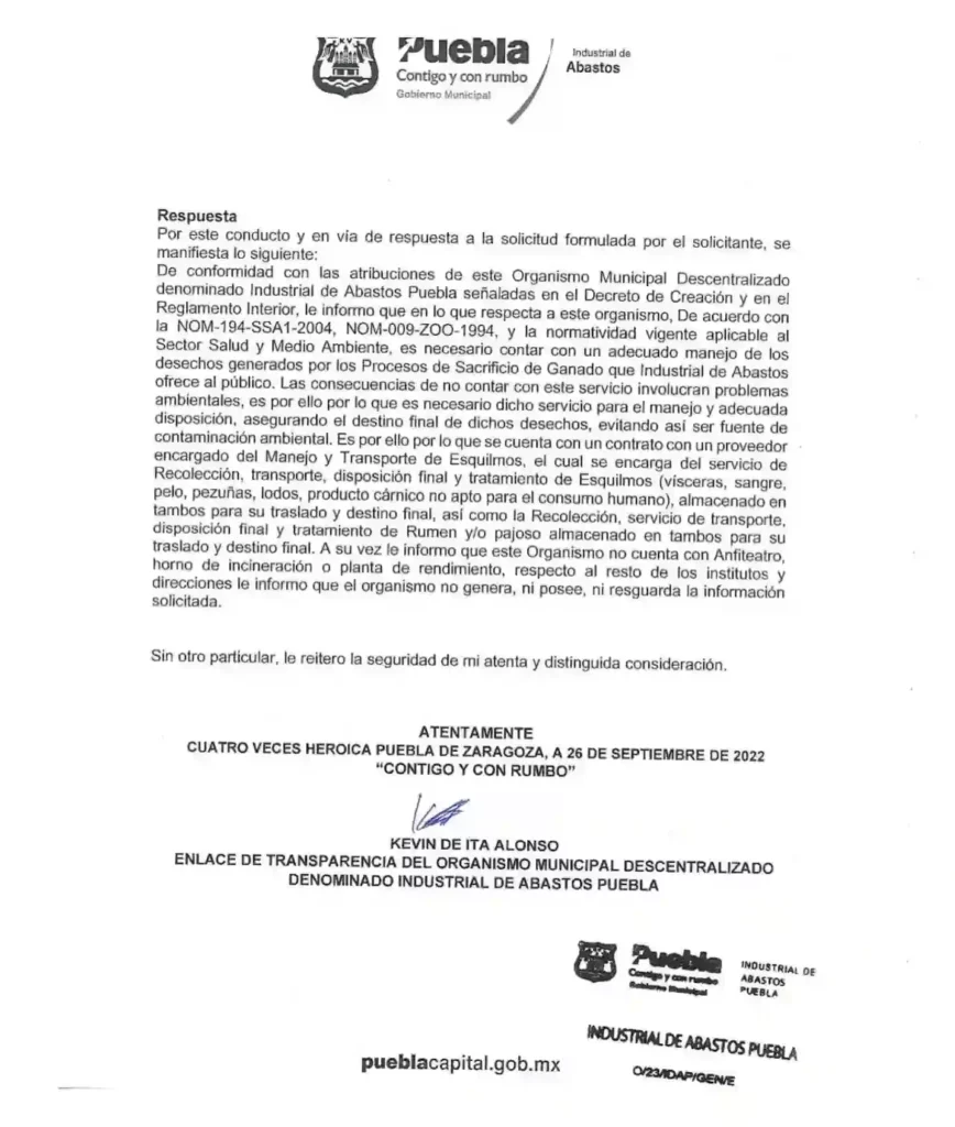 Entre hedor y enfermedades, viven los vecinos del Rastro Municipal de Puebla