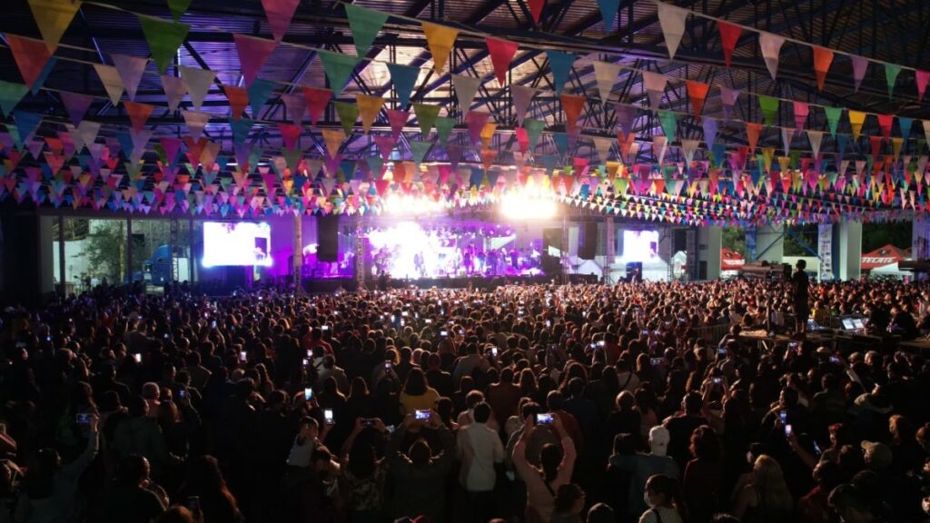 Feria de Atlixco 2022 rebasa expectativa y congrega miles de asistentes.