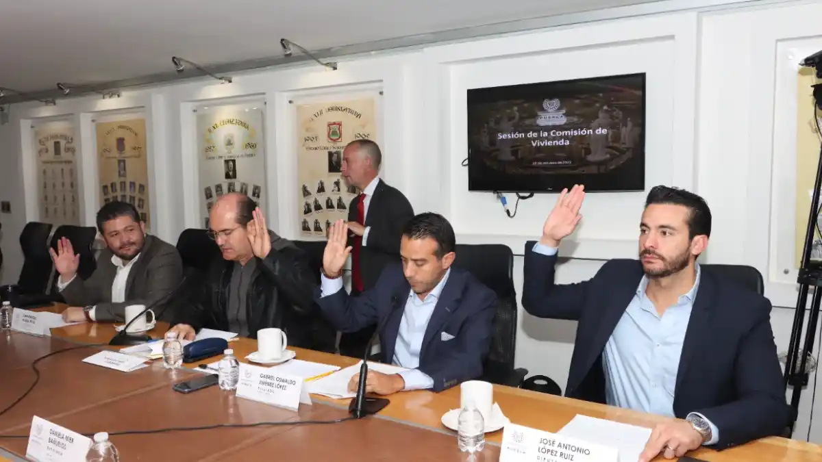 Presenta Comisión de Comunicaciones e Infraestructura Informe Anual de Actividades
