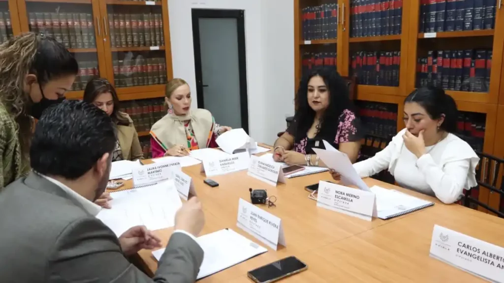 Presenta Comisión de Cultura del Congreso del Estado informe anual