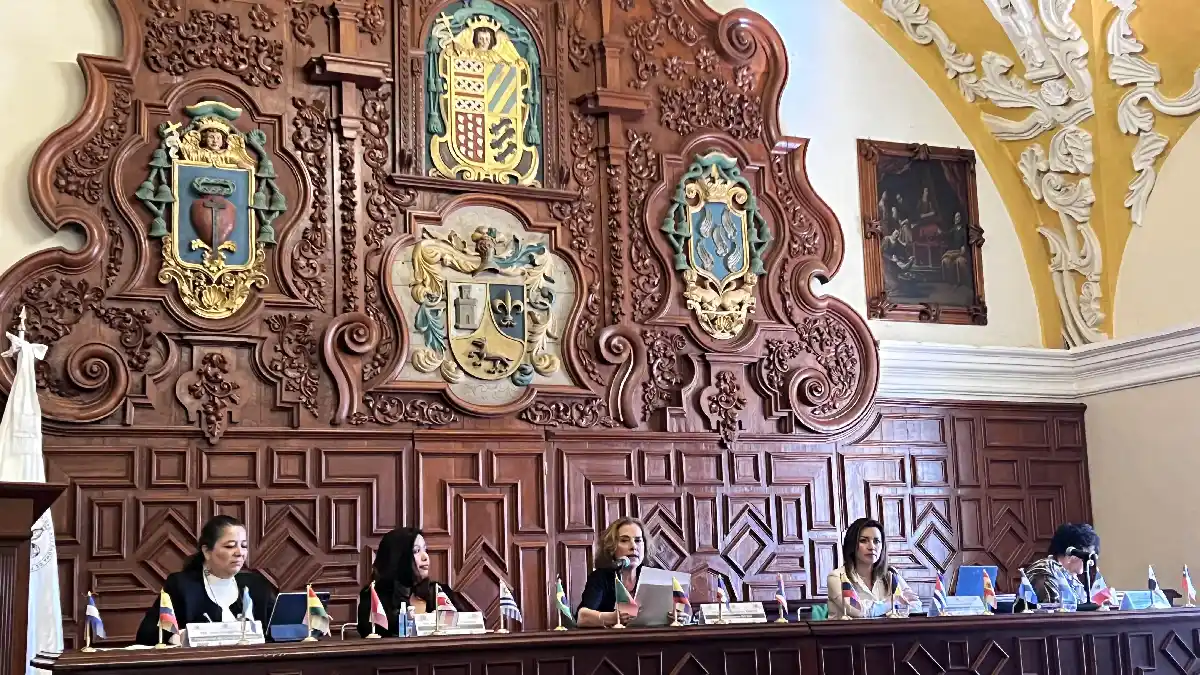 En la BUAP discuten investigadoras de 28 países sobre equidad en el campo de la ciencia