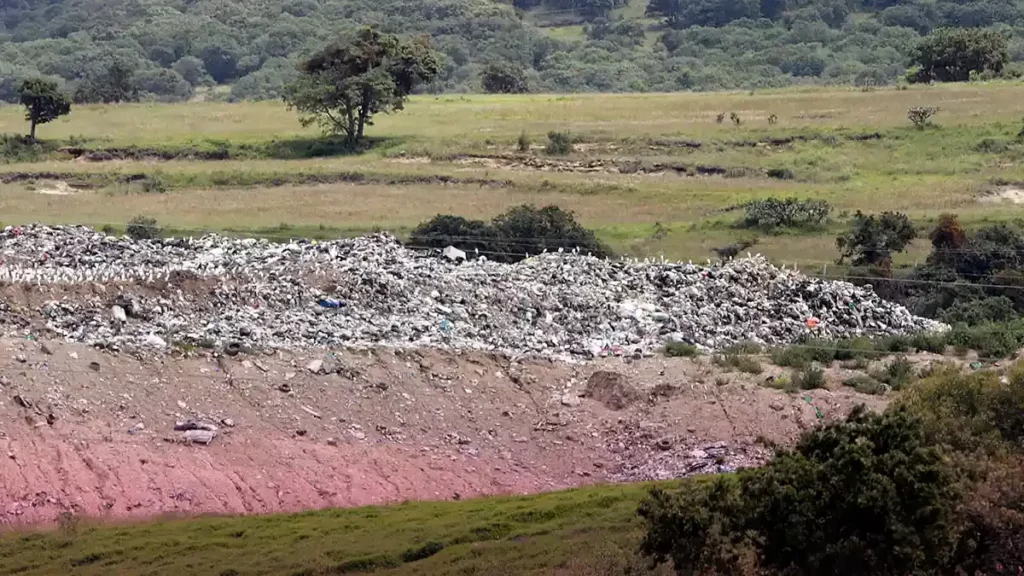No permitiremos que basura de otros estados llegue a rellenos sanitarios de Puebla: Barbosa.