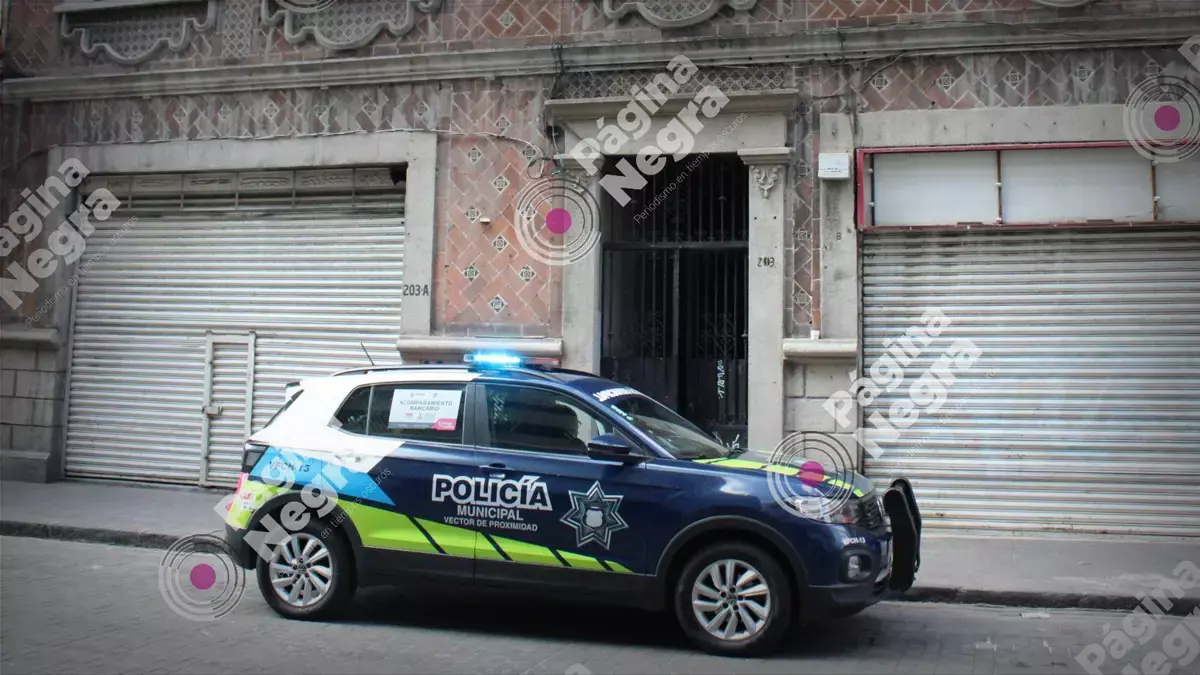 Una mujer muerta y en putrefacción es hallada en el Centro de Puebla.