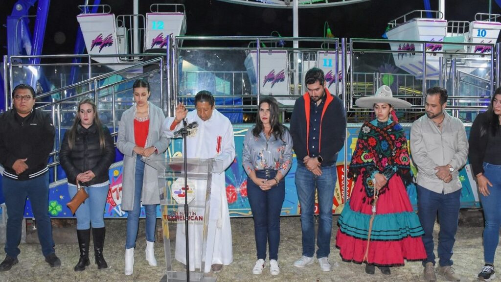 Norma Layón inaugura la feria de Texmelucan 2022