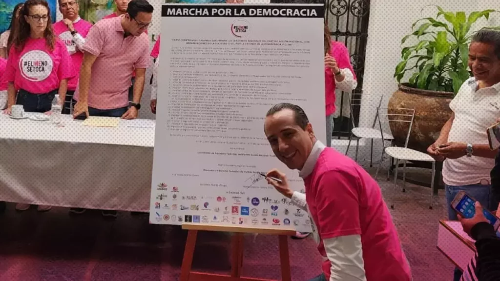 Diputados del PAN firman acuerdo para votar contra la Reforma Electoral