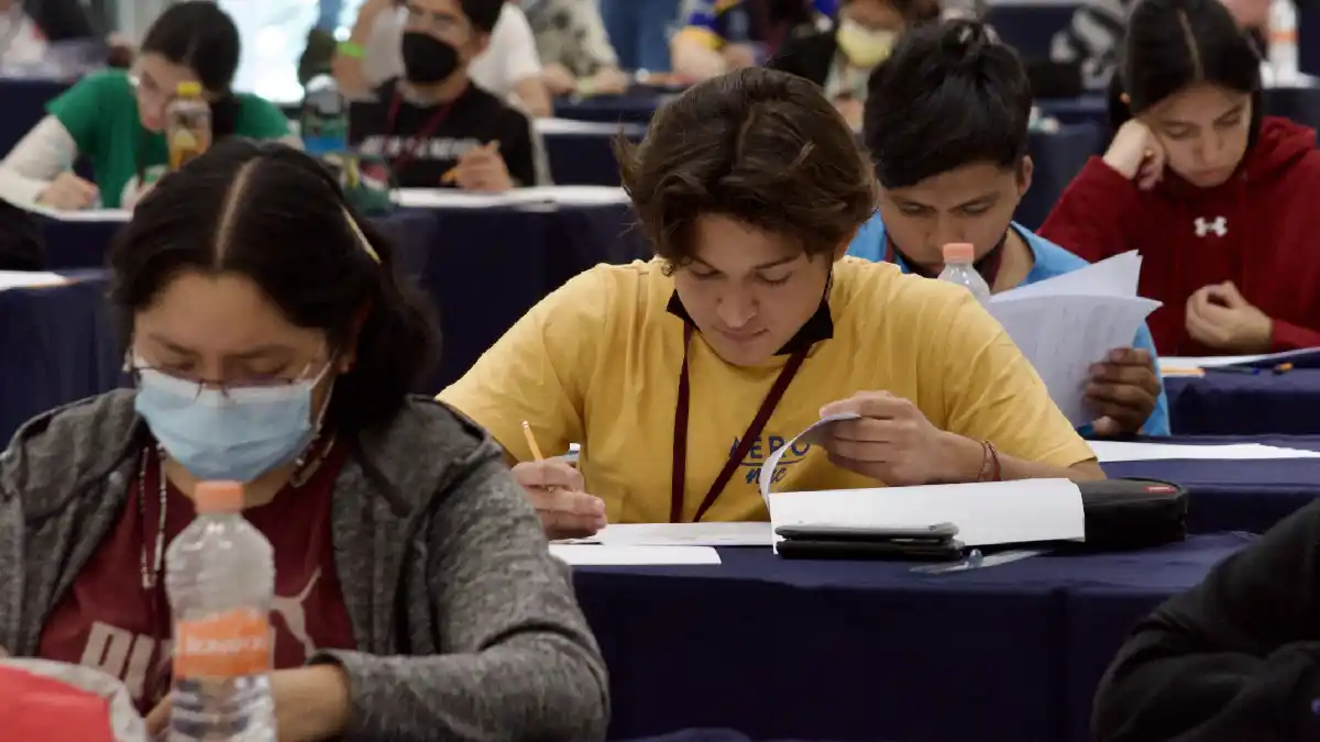 Inicia en la BUAP la 33 Olimpiada Mexicana de Física