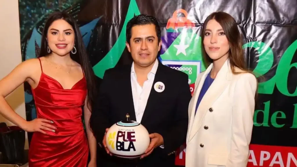 Lorenzo Rivera presenta la 26 Feria Nacional del Árbol y de la Esfera