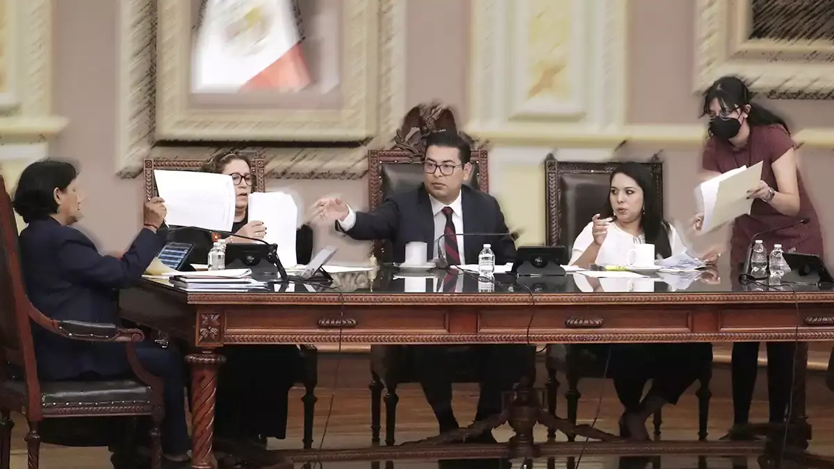 Congreso de Puebla oficializa salida de Héctor Sánchez del Poder Judicial.