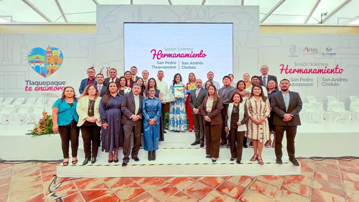 Tlaquepaque y San Andrés Cholula firman hermanamiento