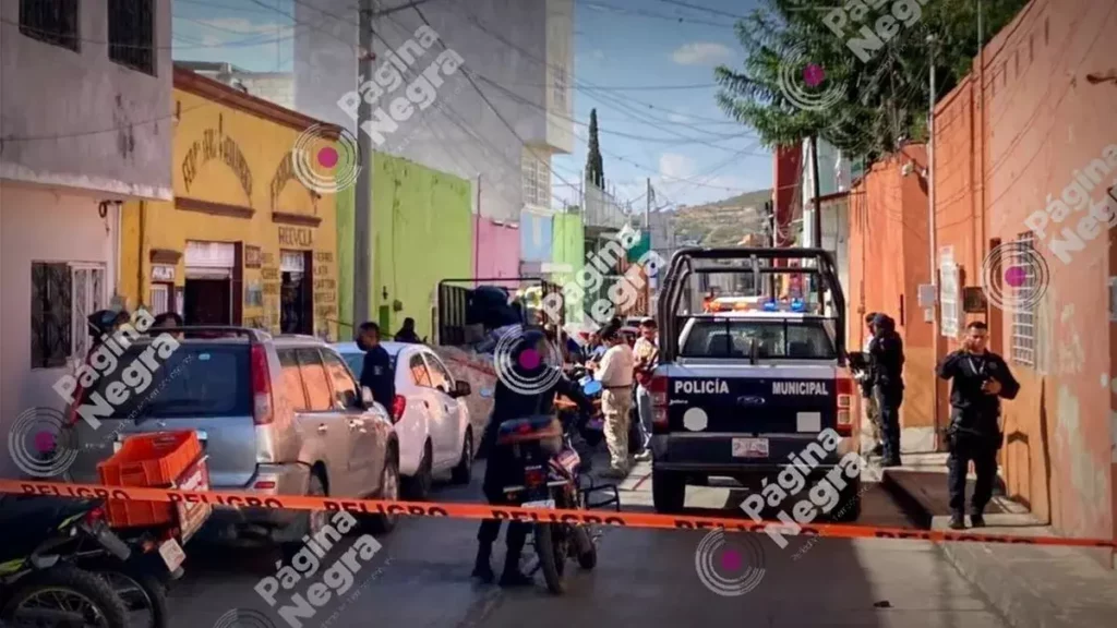 El dueño de un negocio mató a balazos a dos delincuentes, en Izúcar de Matamoros