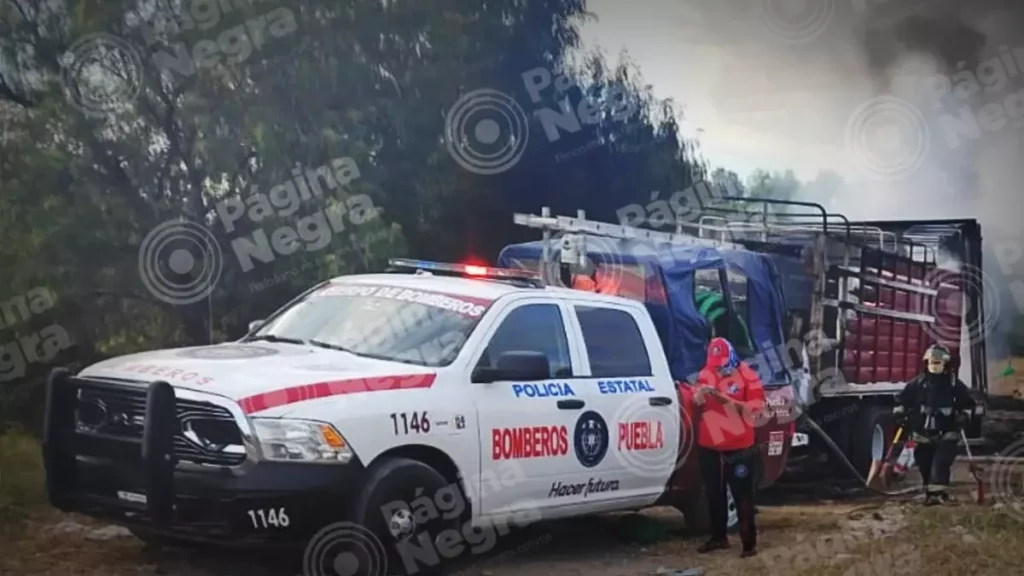 Enfrentamiento entre bandas de robo de carga deja 2 ejecutados en Tecamachalco