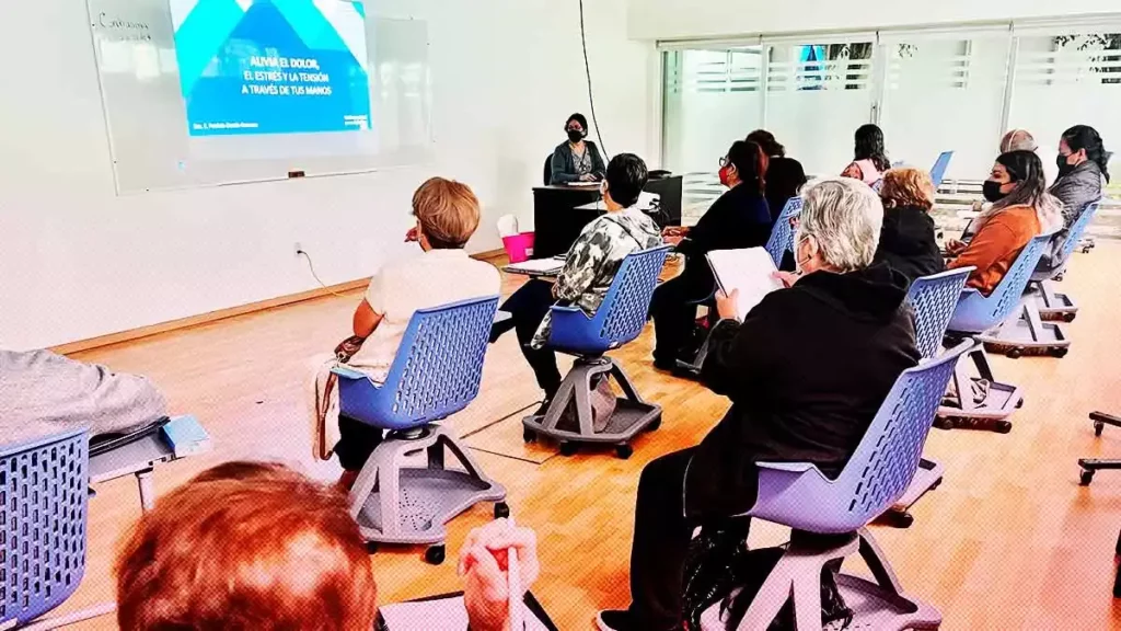 La Rectora Lilia Cedillo Ramírez inaugura nuevos espacios de la Universidad para Adultos