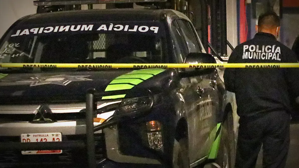 Dos hombres son baleados en la colonia Cuauhtémoc de Puebla.