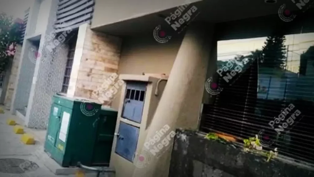 Atracan el Starbucks de la colonia Huexotitla tras un cristalazo.