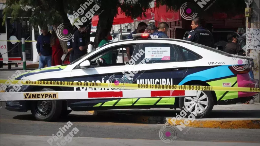 En la colonia Volcanes un hombre murió dentro de su auto
