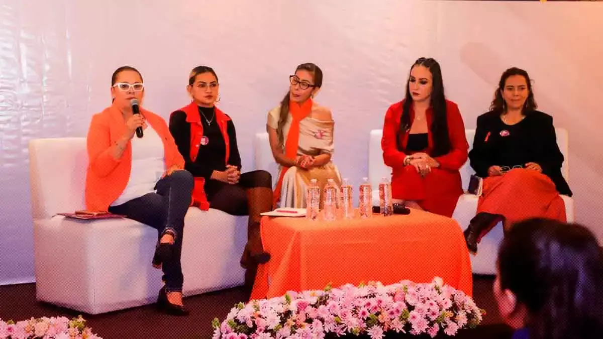 Realiza Ayuntamiento de San Andrés cholula conversatorio en el marco del día naranja