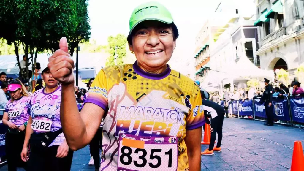 Se suma la Rectora Lilia Cedillo al Maratón Puebla 2022