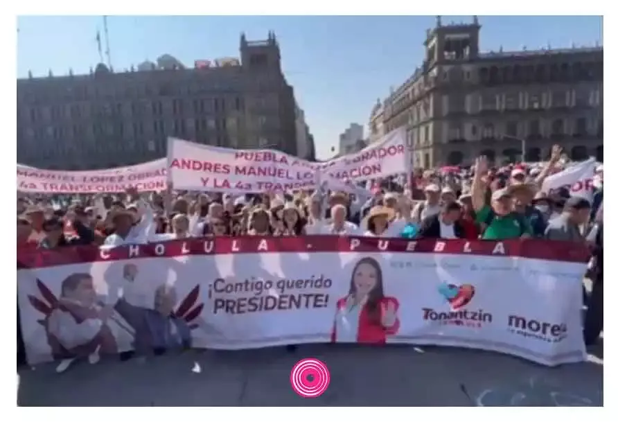 Poblanos usaron marcha de Morena a favor de AMLO para promocionarse