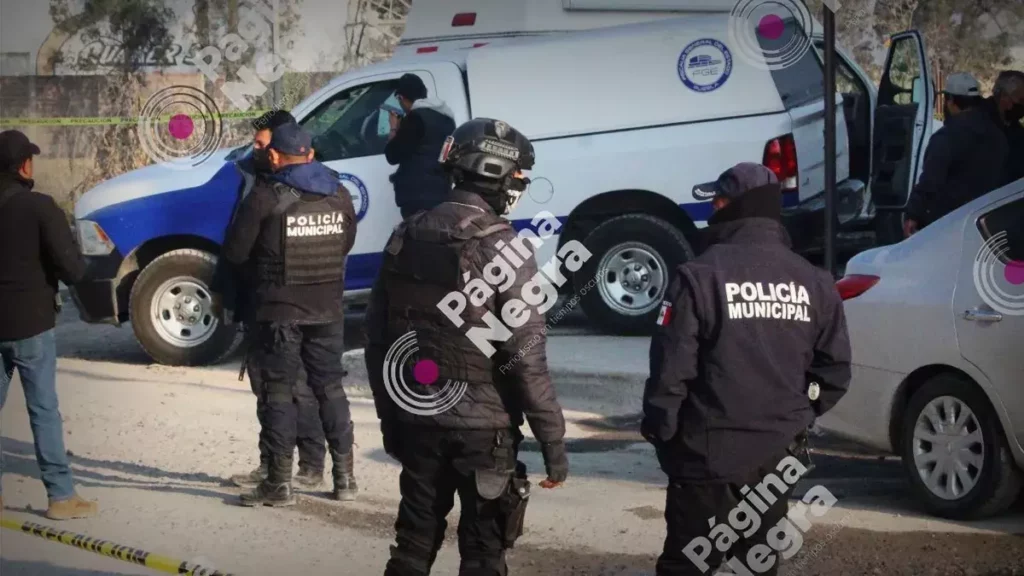 De varios tiros es asesinado un hombre cerca del Periférico de Puebla.
