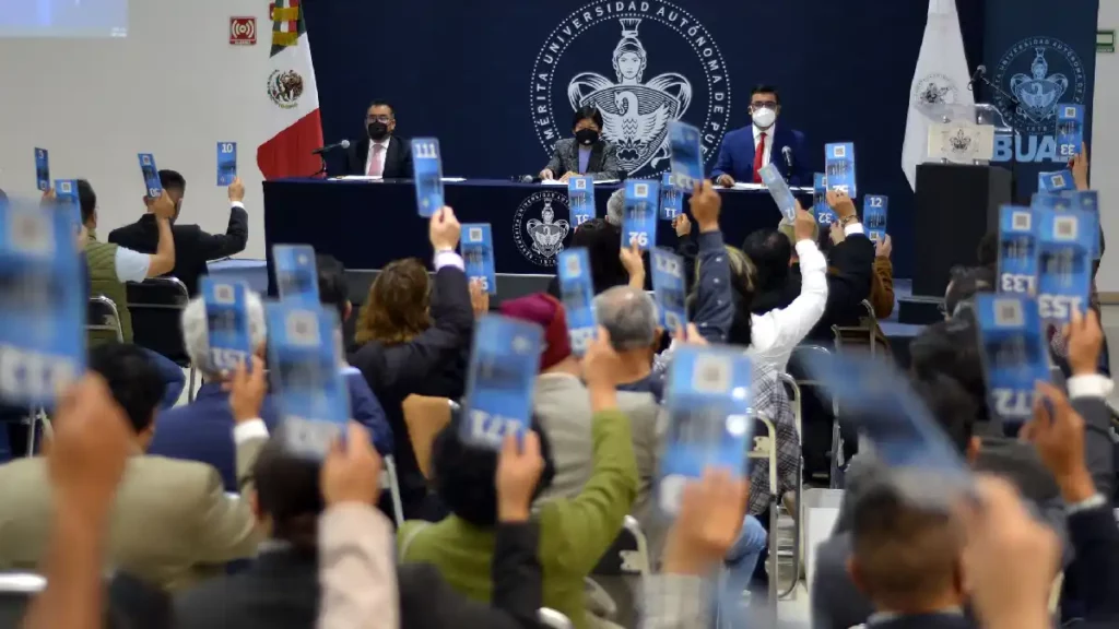 Aprueba el Consejo Universitario calendarios académicos para 2023