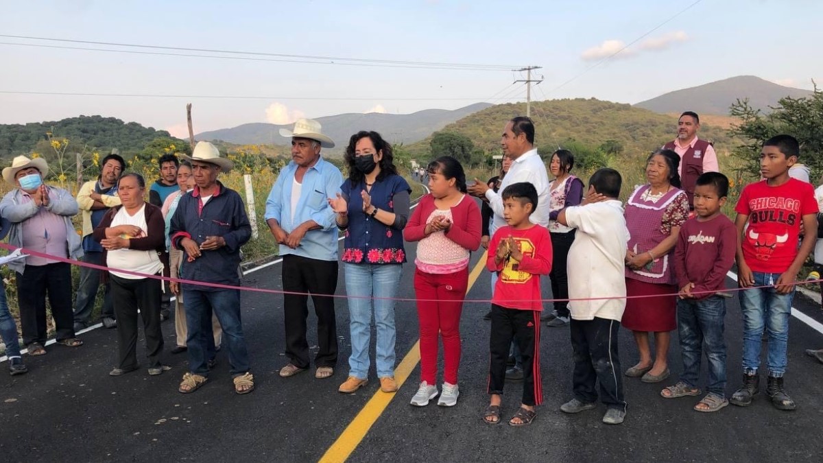 Ayuntamiento de Atlixco entrega obras en tres colonias del municipio.