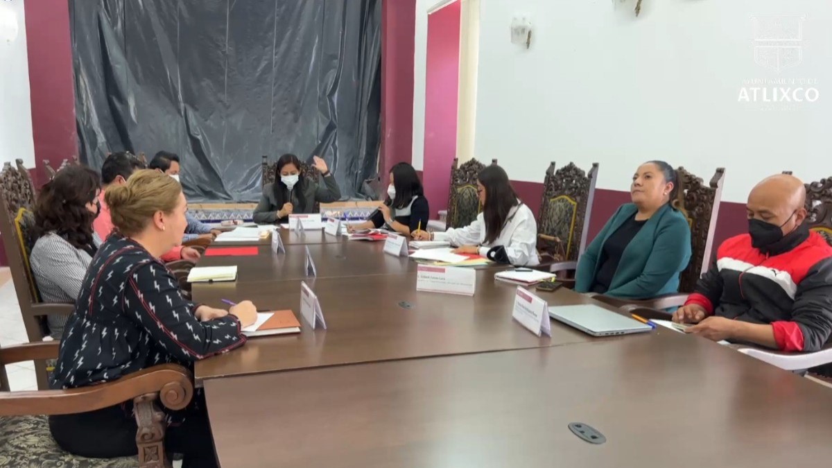 Cabildo de Atlixco aprueba medidas en beneficio del comercio del municipio.