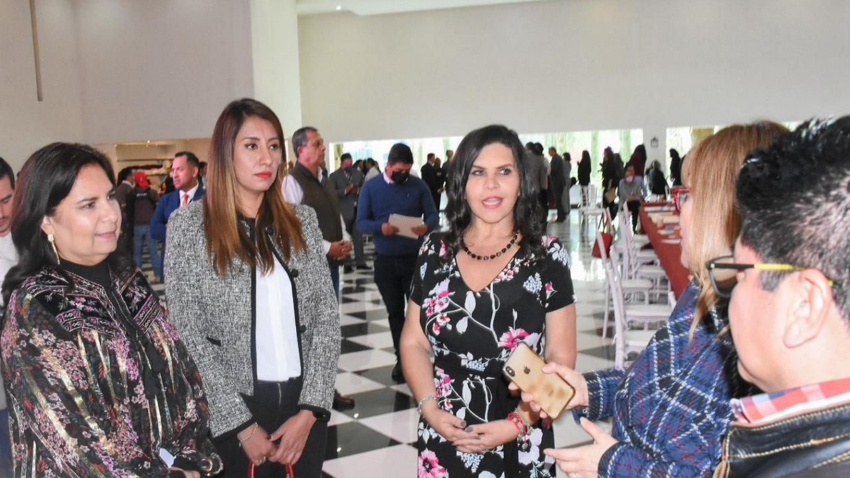 Norma Layón participa en la cuarta sesión del grupo de trabajo interinstitucional para el saneamiento del alto Atoyac
