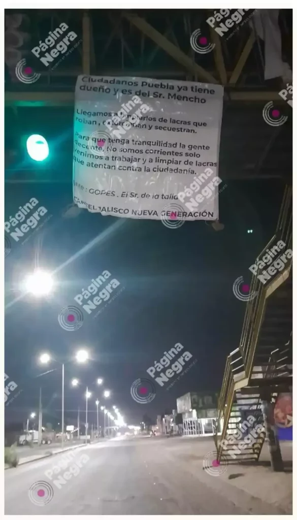 Dejan “narcomantas” en Puebla, San Andrés y San Pedro Cholula