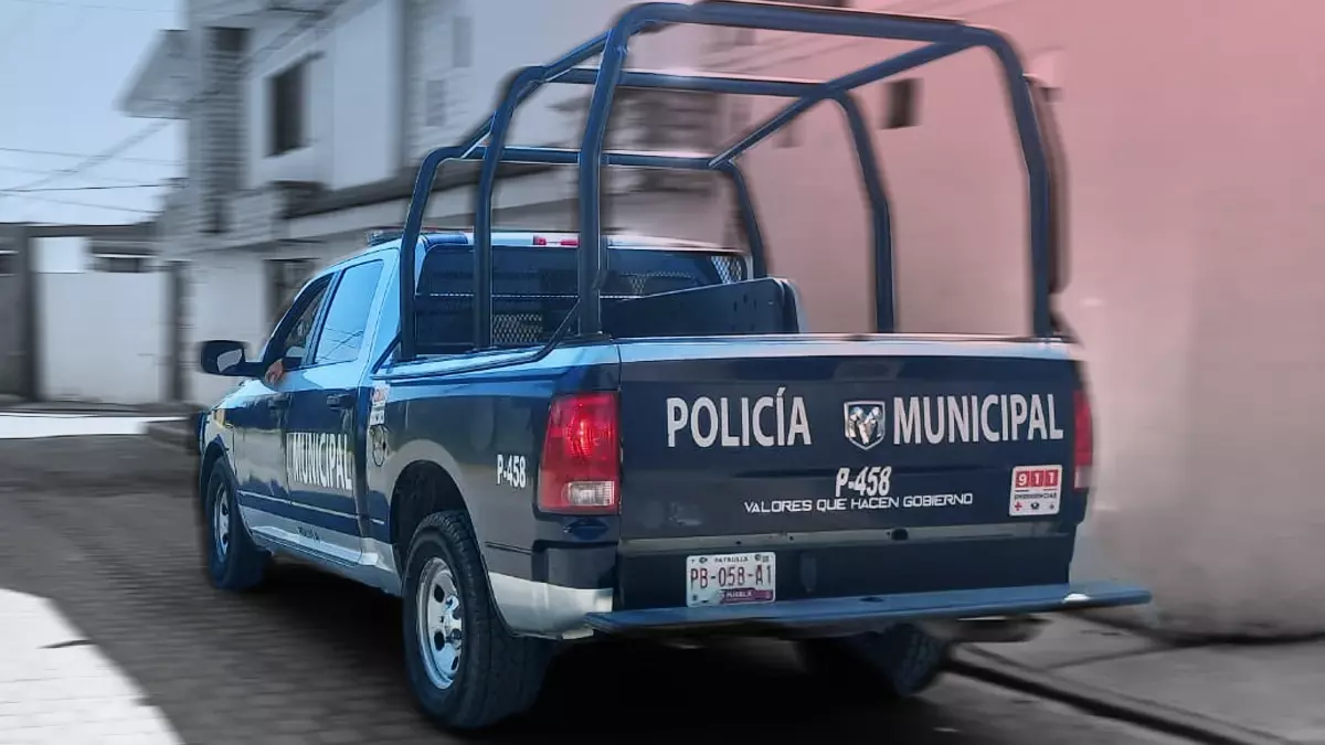 Mientras cenaba molotes, hombre es baleado en San Andrés Cholula.