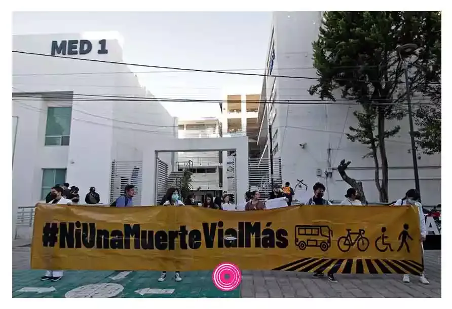 Thais Madelene se graduaría de Medicina este sábado; familiares exigen justicia