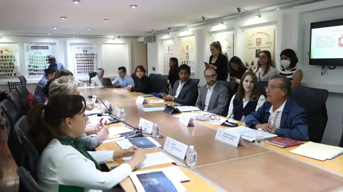 Comisión de Transportes y Movilidad presenta Informe Anual de Actividades