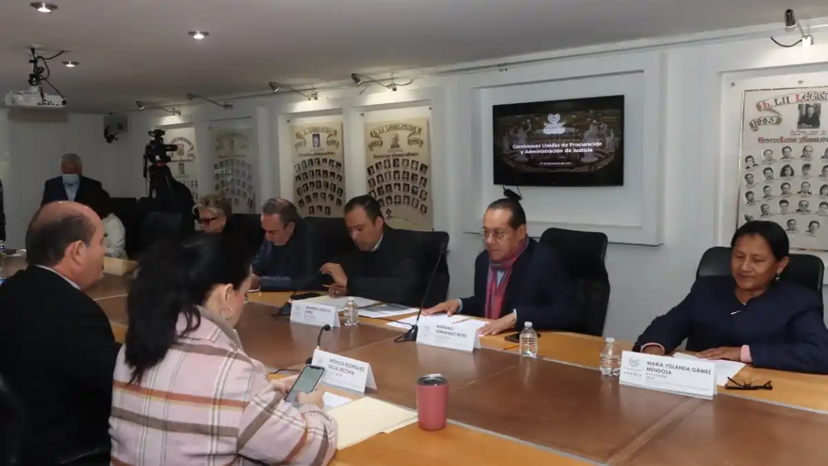 Inhabilitación de servidores públicos será acorde a la falta cometida, aprueban en Comisión del Congreso