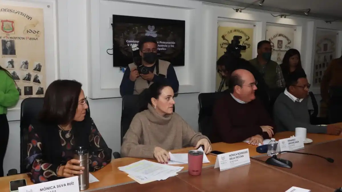 Aprueba Comisión del Congreso imponer penas a quienes contraten y laboren en cuerpos de seguridad sin contar con certificación