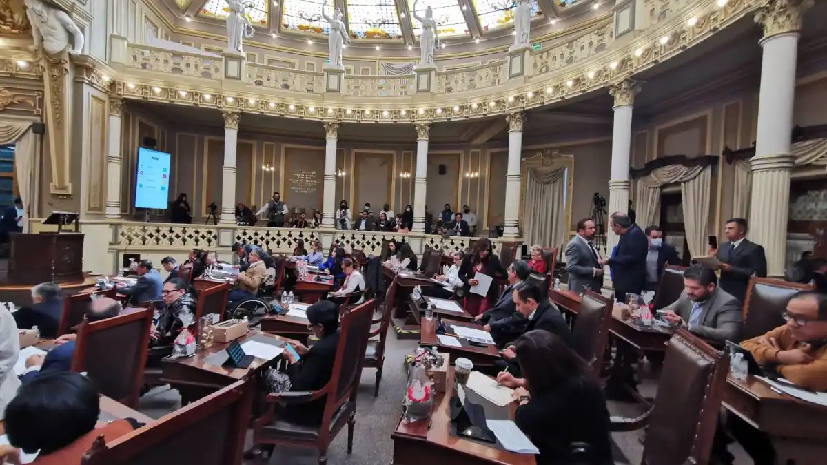 Turnan a Comisiones generales iniciativas y exhortos de diputados y diputadas de la LXI Legislatura