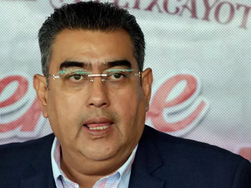 Sergio Salomón respalda debate entre aspirantes a gubernatura de Puebla.