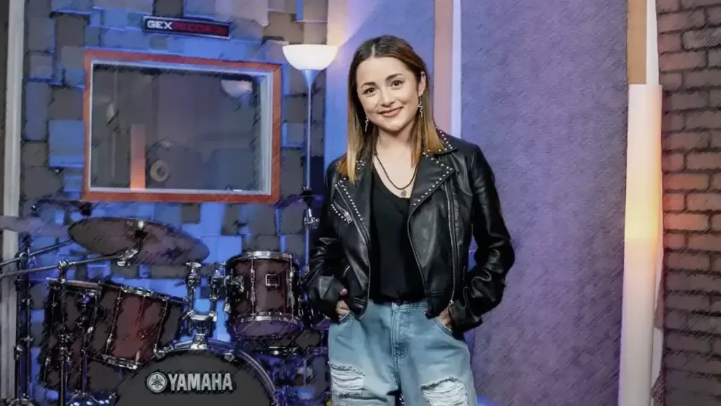 ¡No cantas! Rubí anuncia su primer concierto y le piden que lo cancele