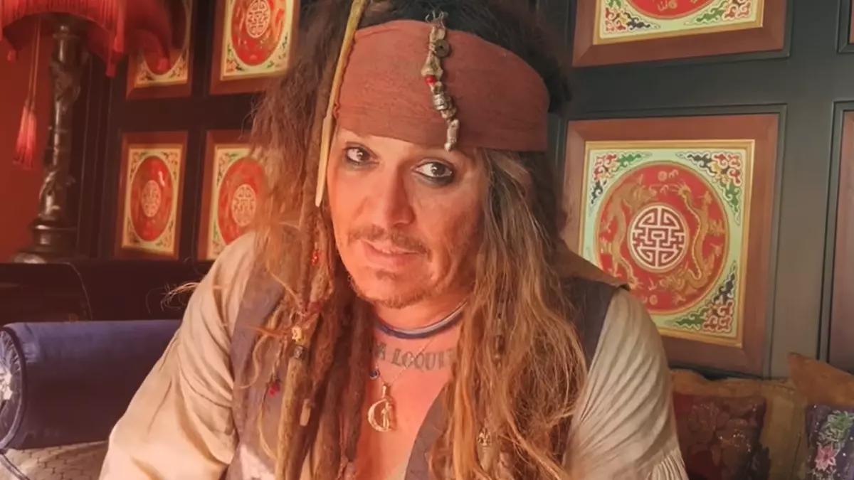 Johnny Deep reaparece disfrazado de Jack Sparrow, está es la razón