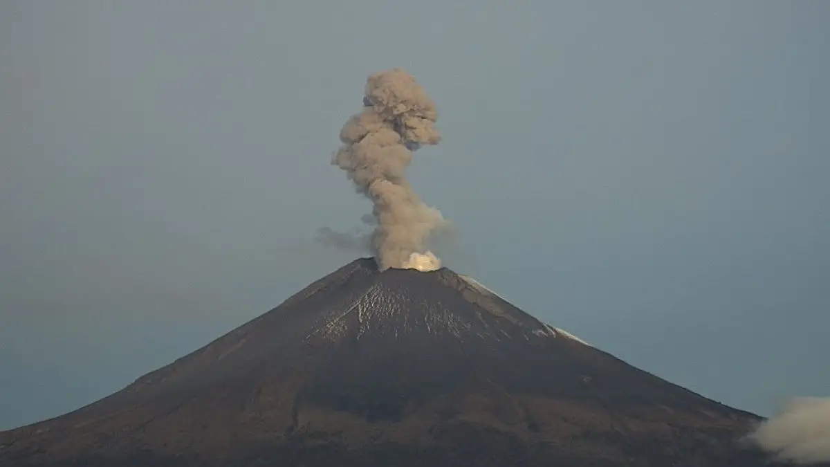 Popocatépetl registra actividad en las últimas horas; Cenapred mantiene monitoreo constante.