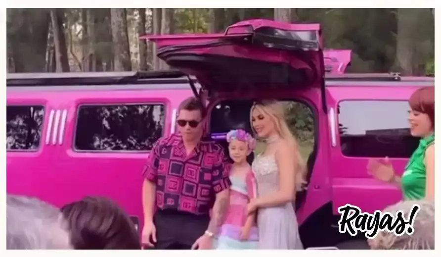 “Canelo” Álvarez celebra al estilo de “Barbie”; te contamos por qué.