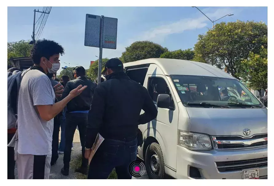Elementos de la SMT aseguraron un transporte pirata y clausuraron un corralón