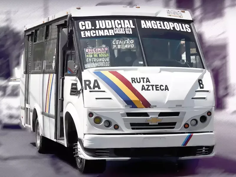 Asaltaron a pasajeros de una ruta Azteca en Puebla; uno es golpeado.