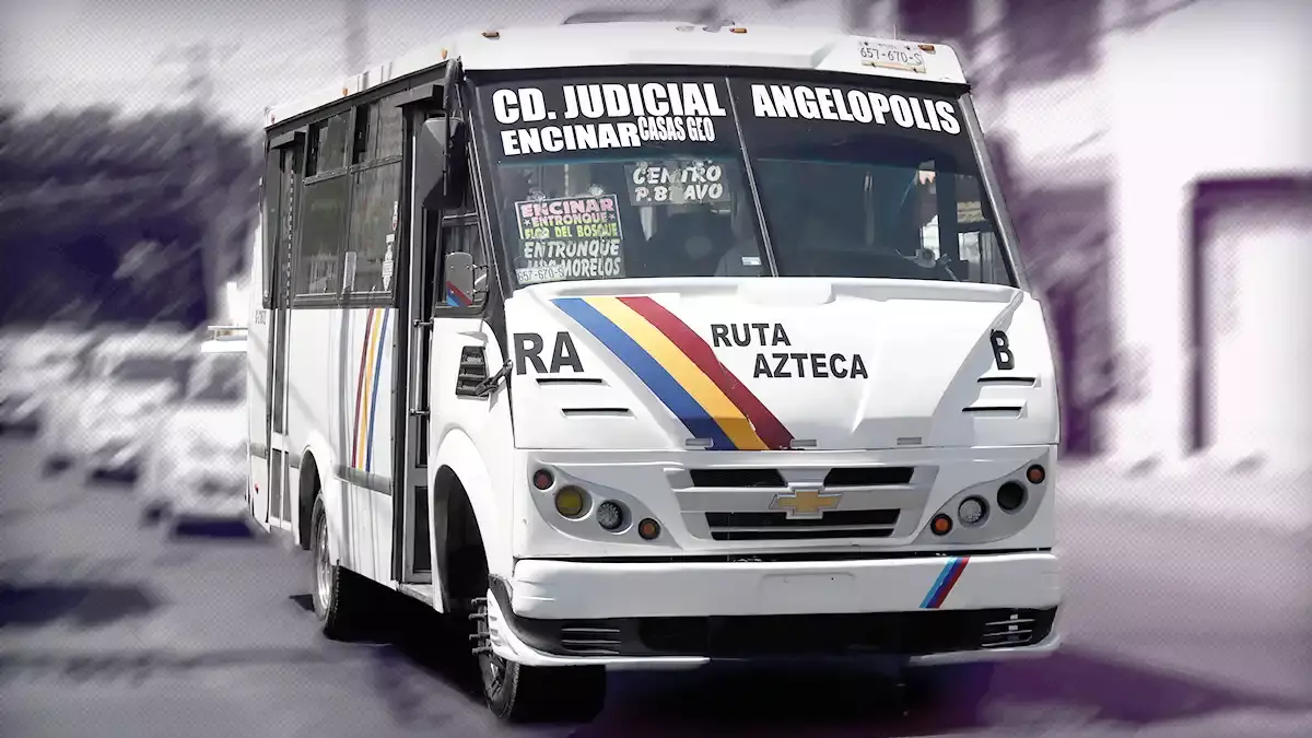Asaltaron a pasajeros de una ruta Azteca en Puebla; uno es golpeado.