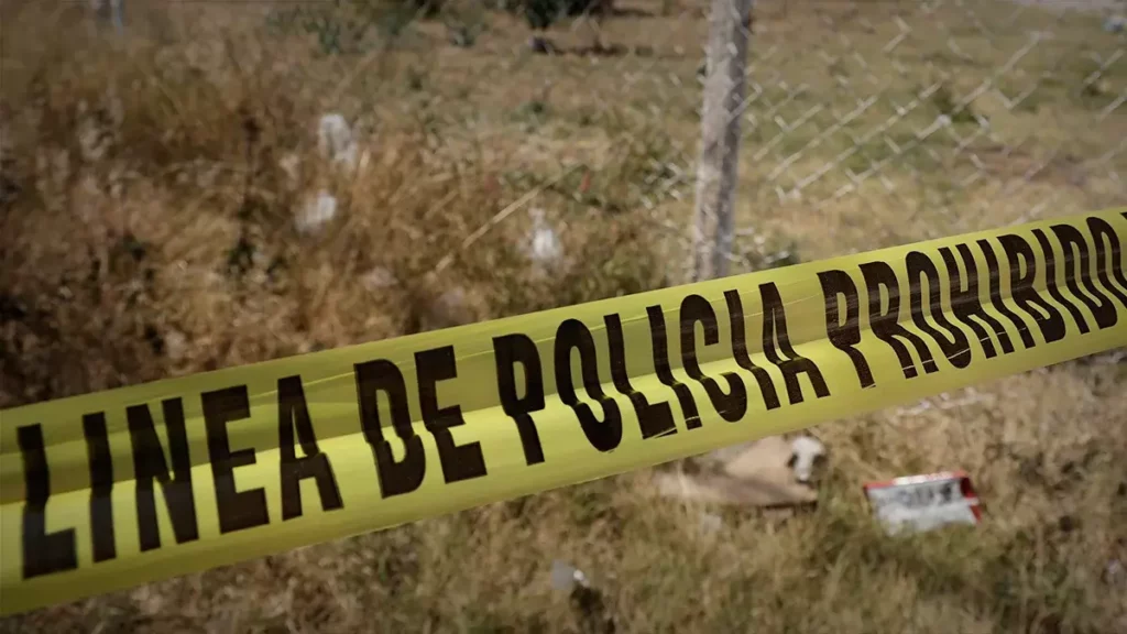 Atado y con diversas lesiones, es hallado un cadáver en Huejotzingo.