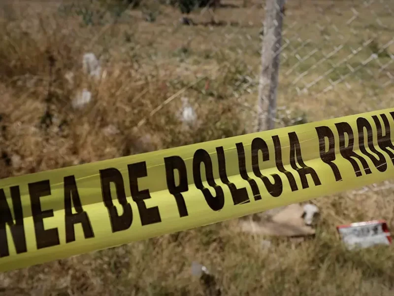 Atado y con diversas lesiones, es hallado un cadáver en Huejotzingo.