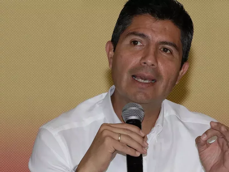 Operativos con revisiones aleatorias continuarán en Puebla, advierte Eduardo Rivera